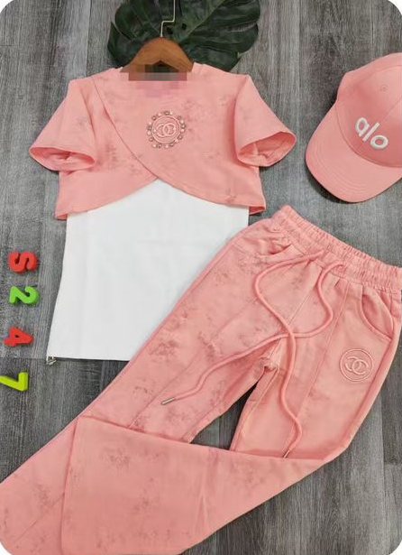 Ensemble Jogging Cache-Cœur Corail